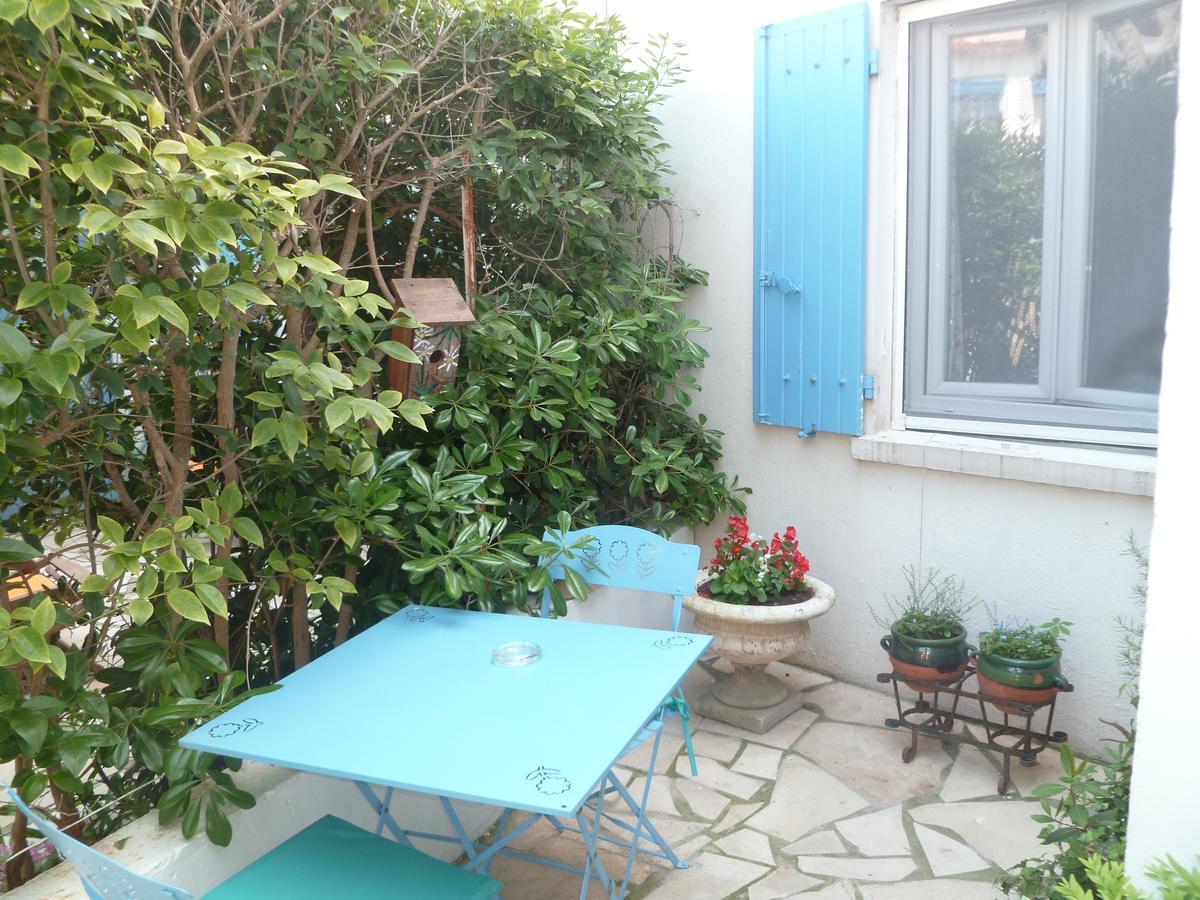 Hotel Le Mediterranee Saintes-Maries-de-la-Mer Buitenkant foto