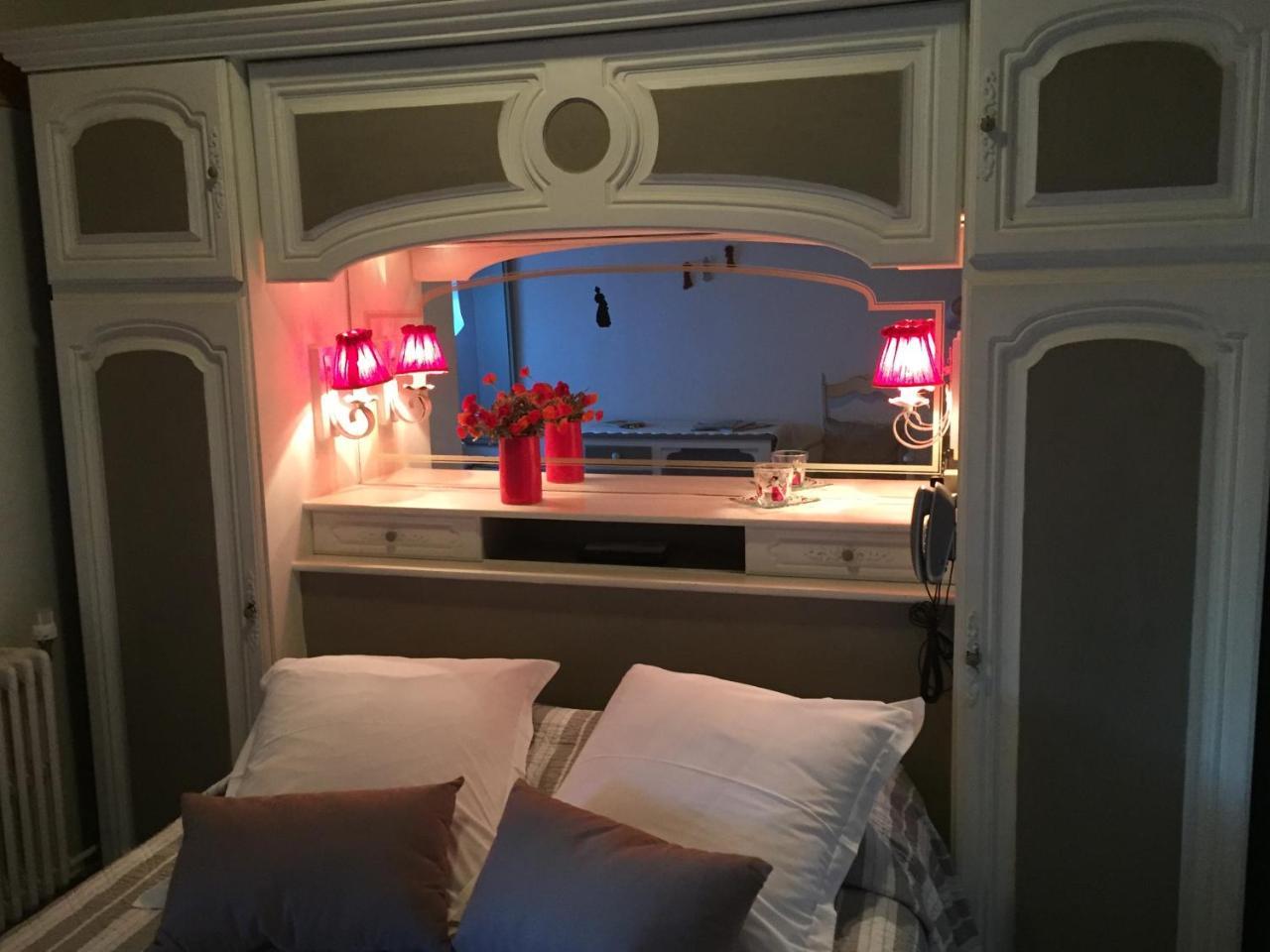 Hotel Le Mediterranee Saintes-Maries-de-la-Mer Buitenkant foto